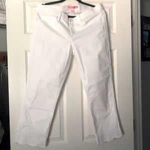 White Lilly Pulitzer cropped jeans